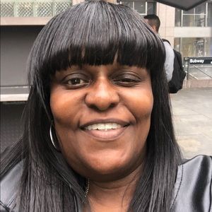 Meet your Posher, Lisa